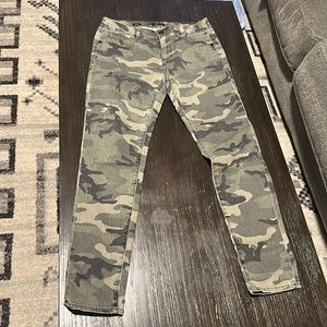 Miss Me camo pants